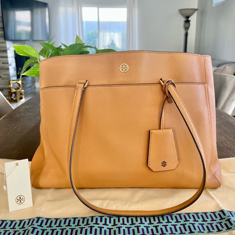 Tory Burch Robinson Tote 46334